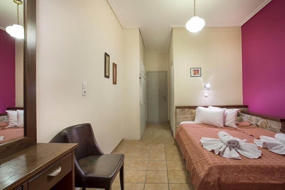 Aktaion Hotel 6/50