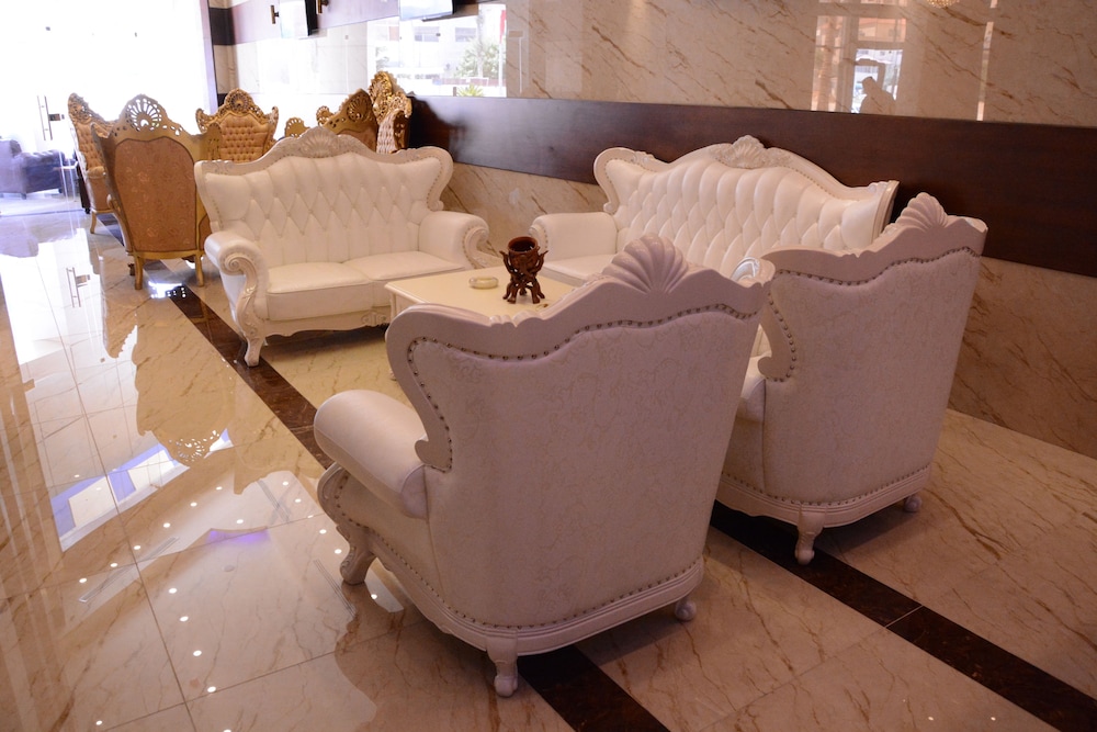 Rojina Hotel 29/33