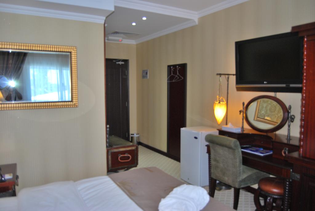 SHARJAH INTERNATIONAL AIRPORT HOTEL 5/23