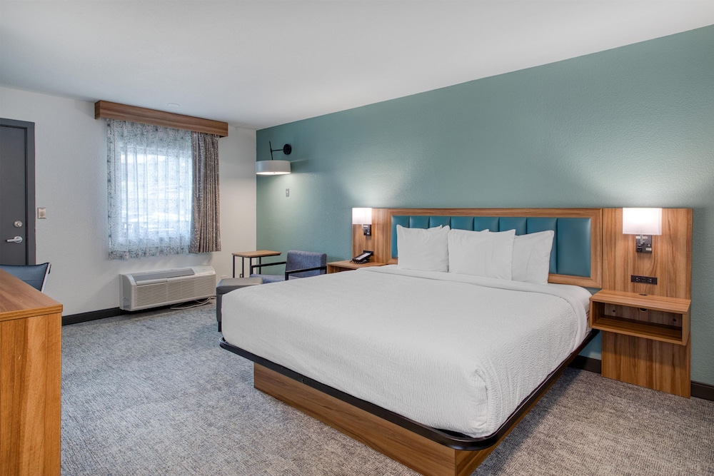 Best Western Johnson's Inn Downtown Gatlinburg 20/62
