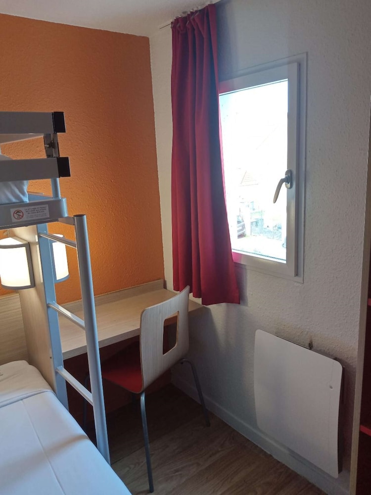 Premiere Classe Saint Brice Sous Foret 23/42