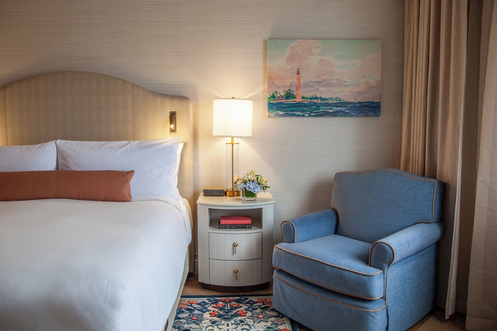 Deluxe, Queen Bed, Town View, City View، Delamar Greenwich Harbor 4/6