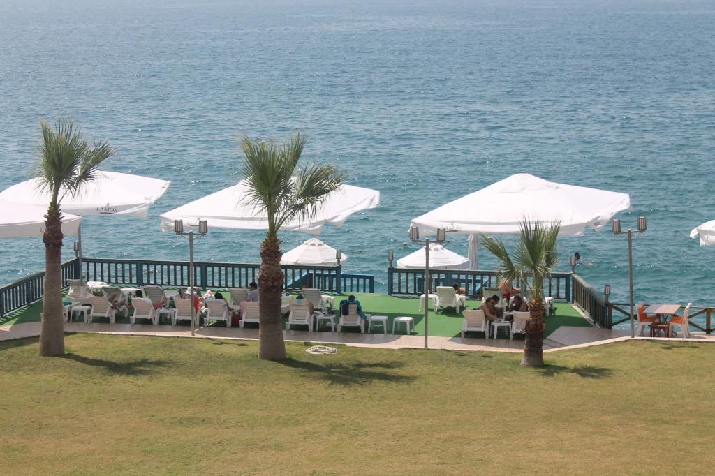 Lamos Resort Hotel Convention Center 13/17