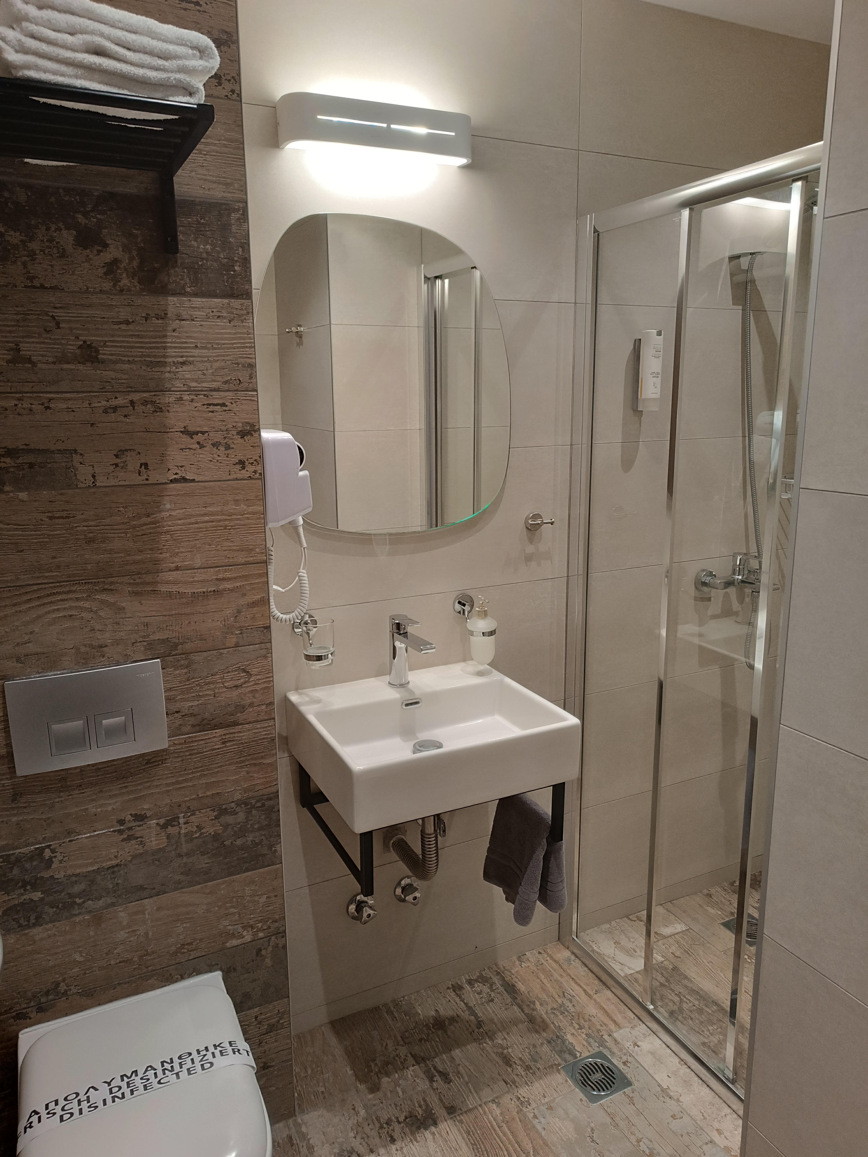 غرفة قياسية بسرير مزدوج، Elizabeth Queen Luxury Rooms 6/7