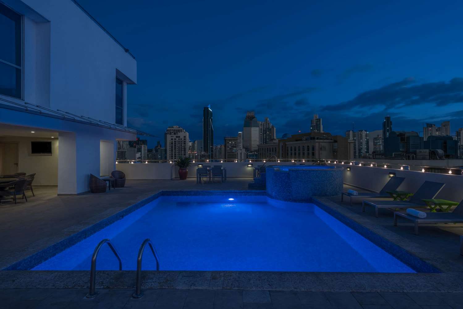 Tryp By Wyndham Panama Centro 35/62