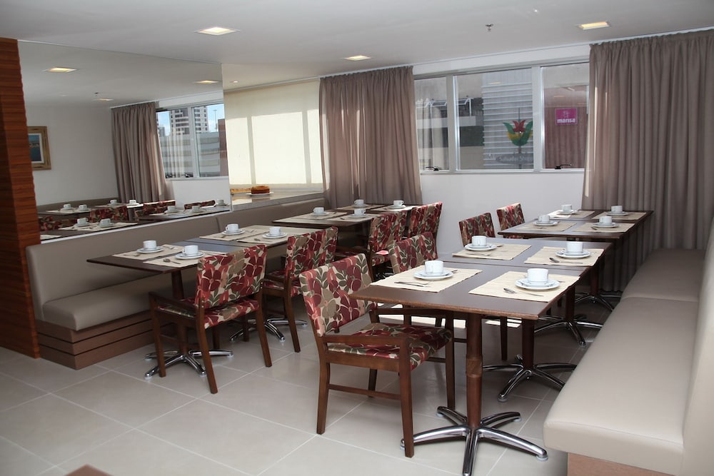 Salvador Business Flat 35/48