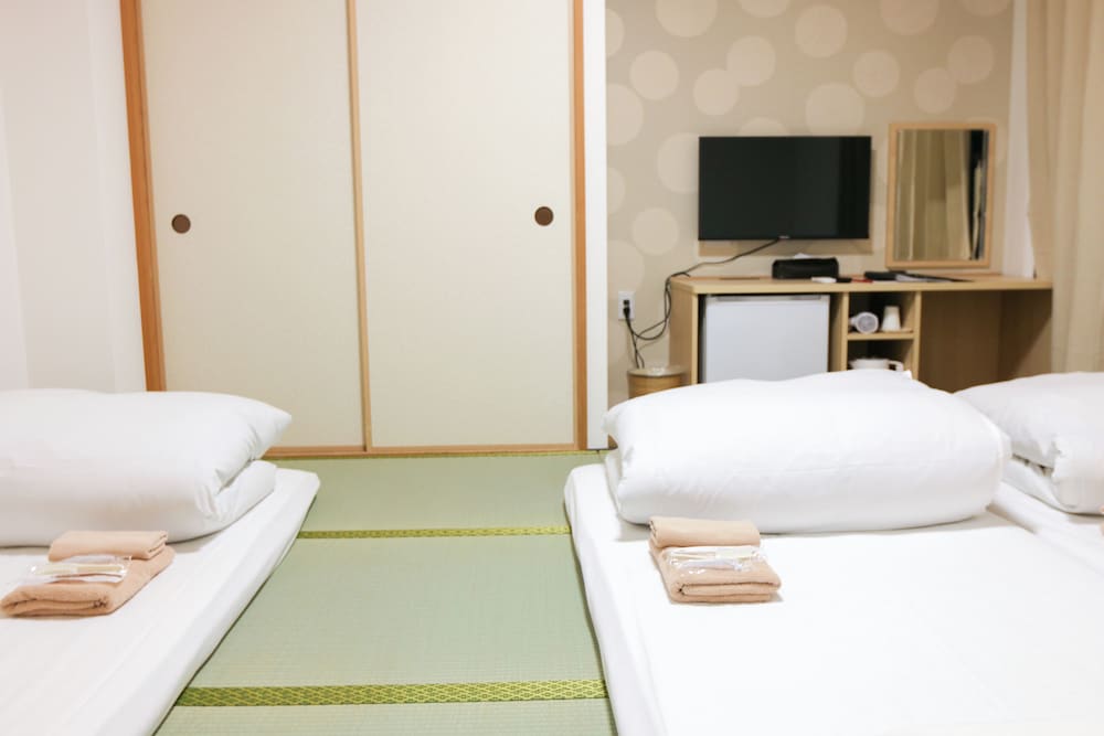 Renovated, Japanese, 3 Futon Beds