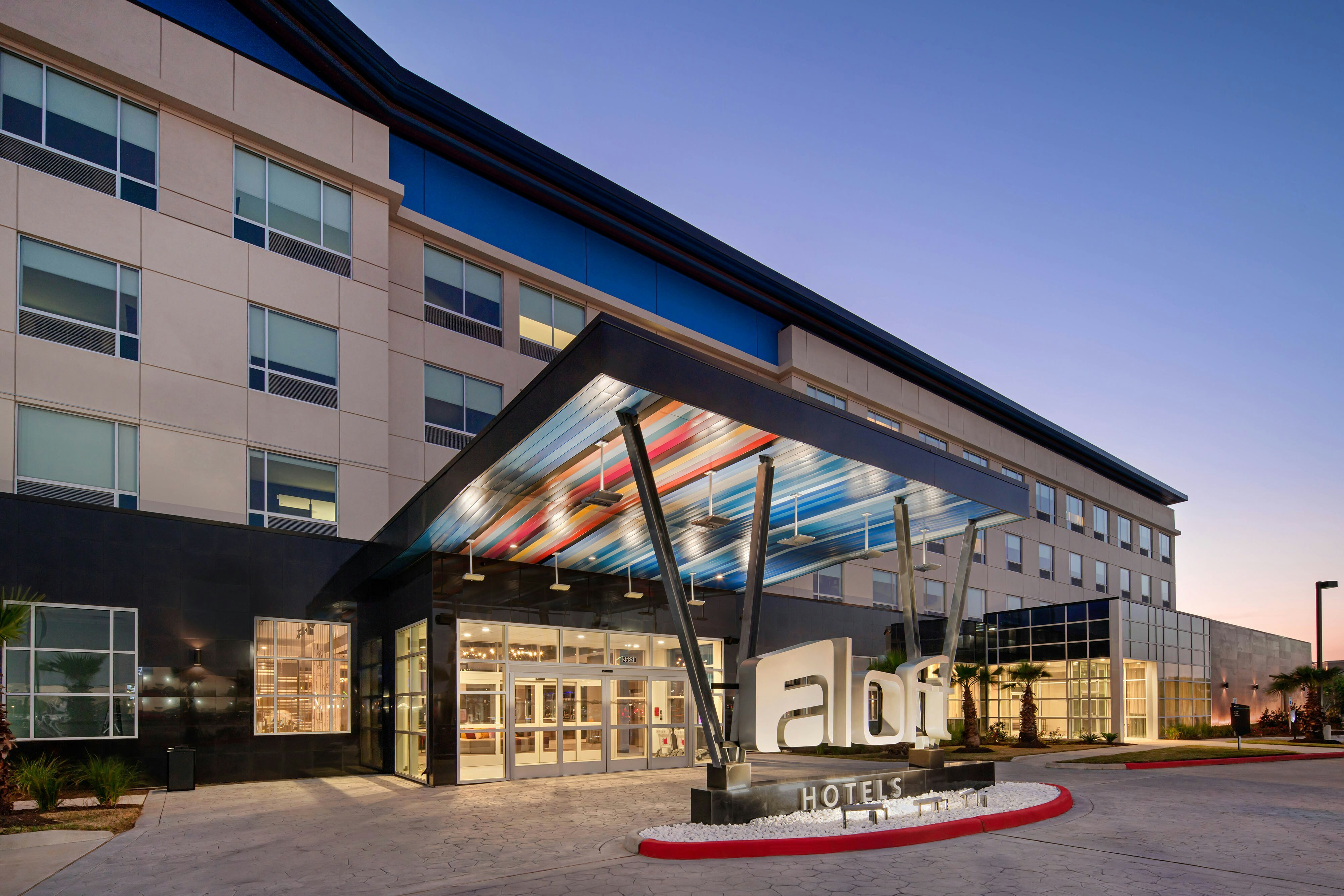 Aloft Katy Mills 39/39