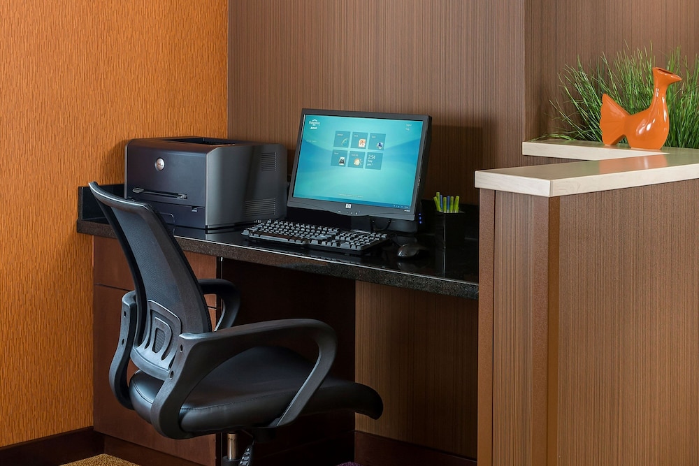 Fairfield Inn & Suites Findlay 28/29