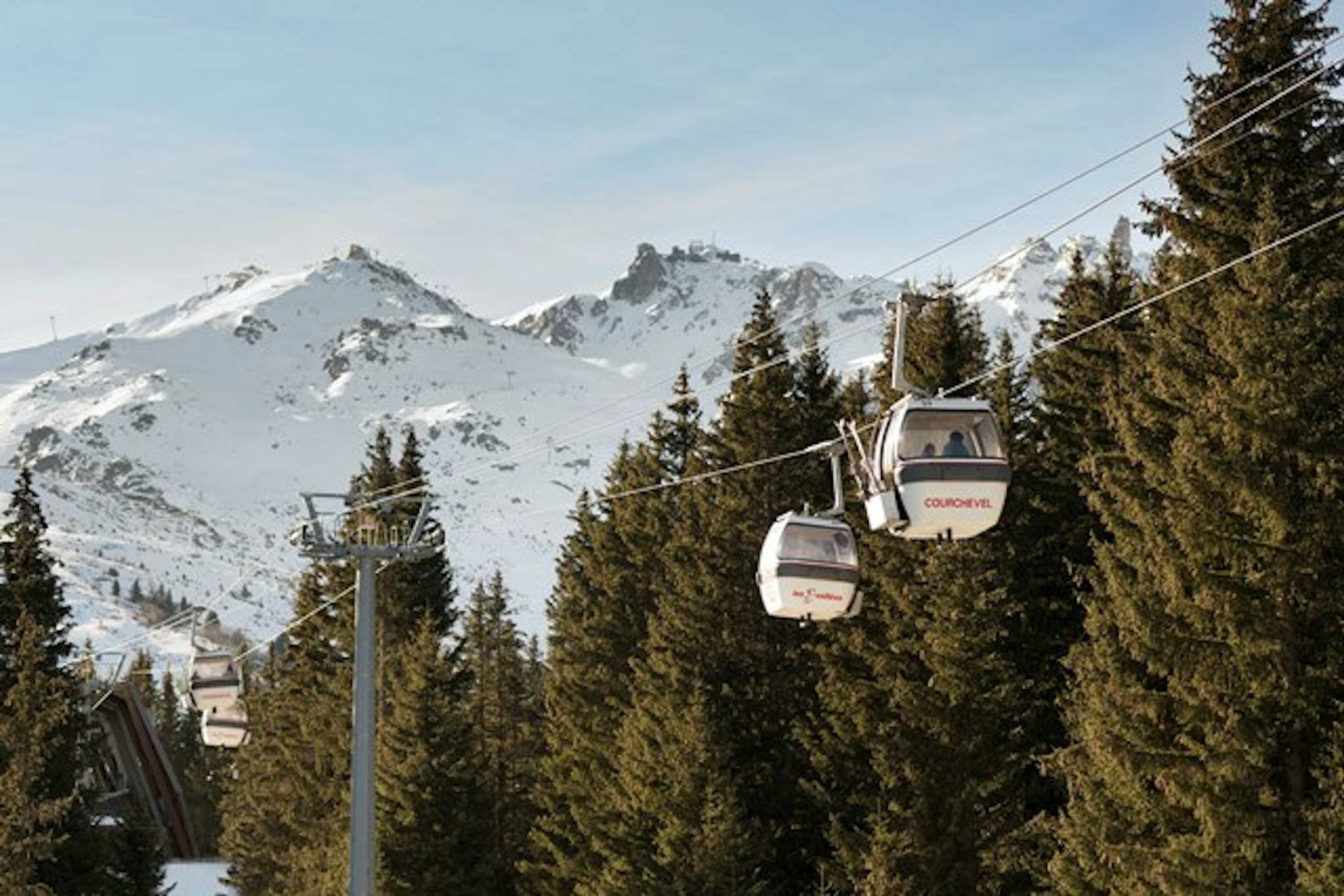 White 1921 Courchevel 26/27