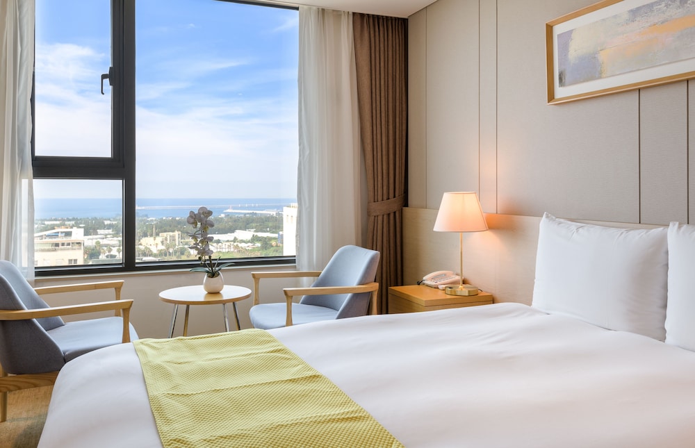 Hotel Win Sky 11/18