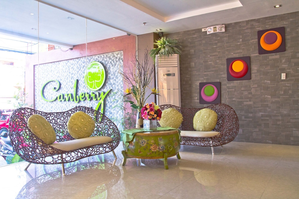 Canberry Hotel 4/49
