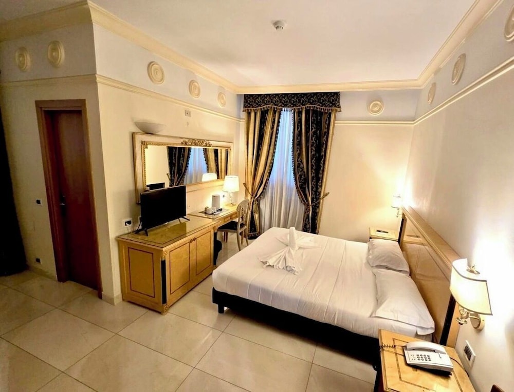 Hotel Champagne Palace 28/67