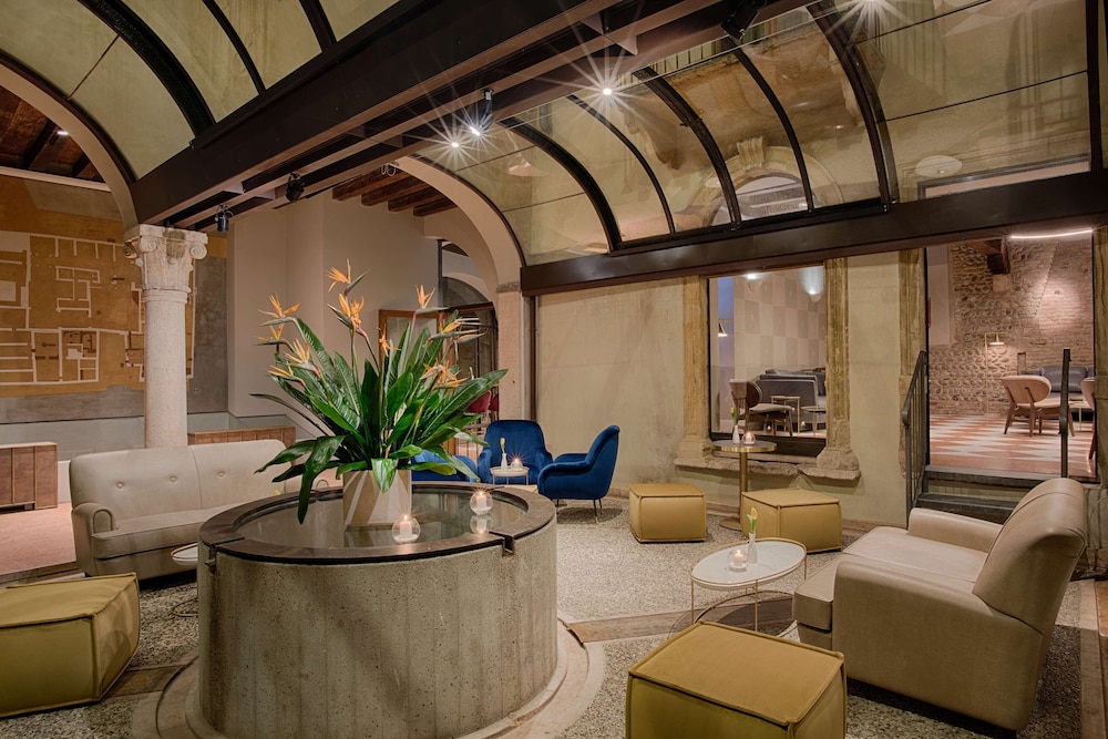 NH Collection Palazzo Verona 26/46