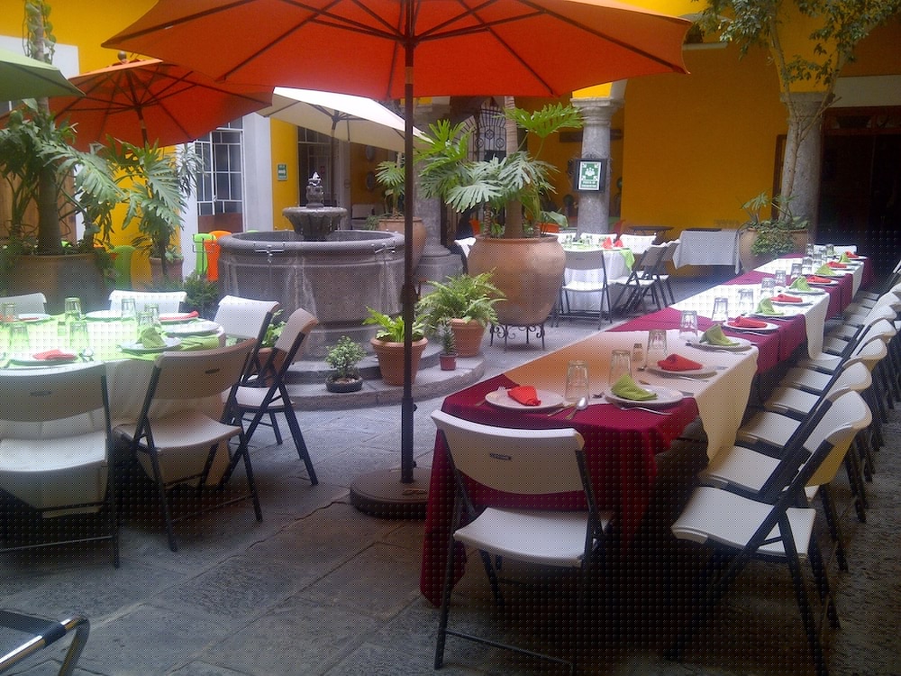 Hotel Meson de San Sebastian 36/50