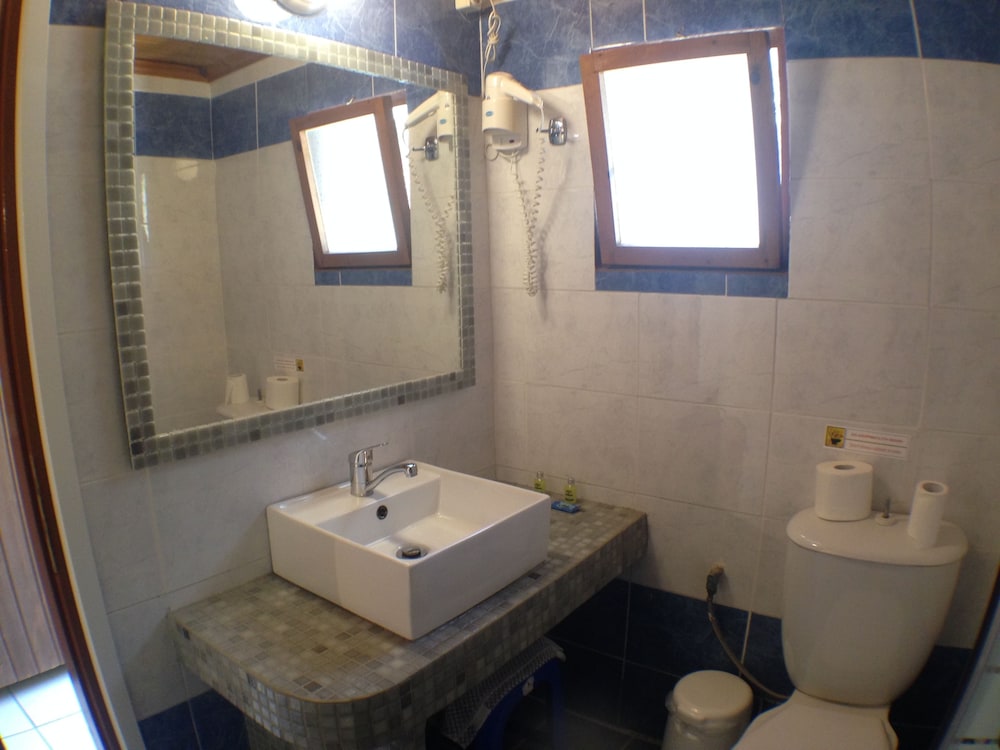Politia Hotel 19/47