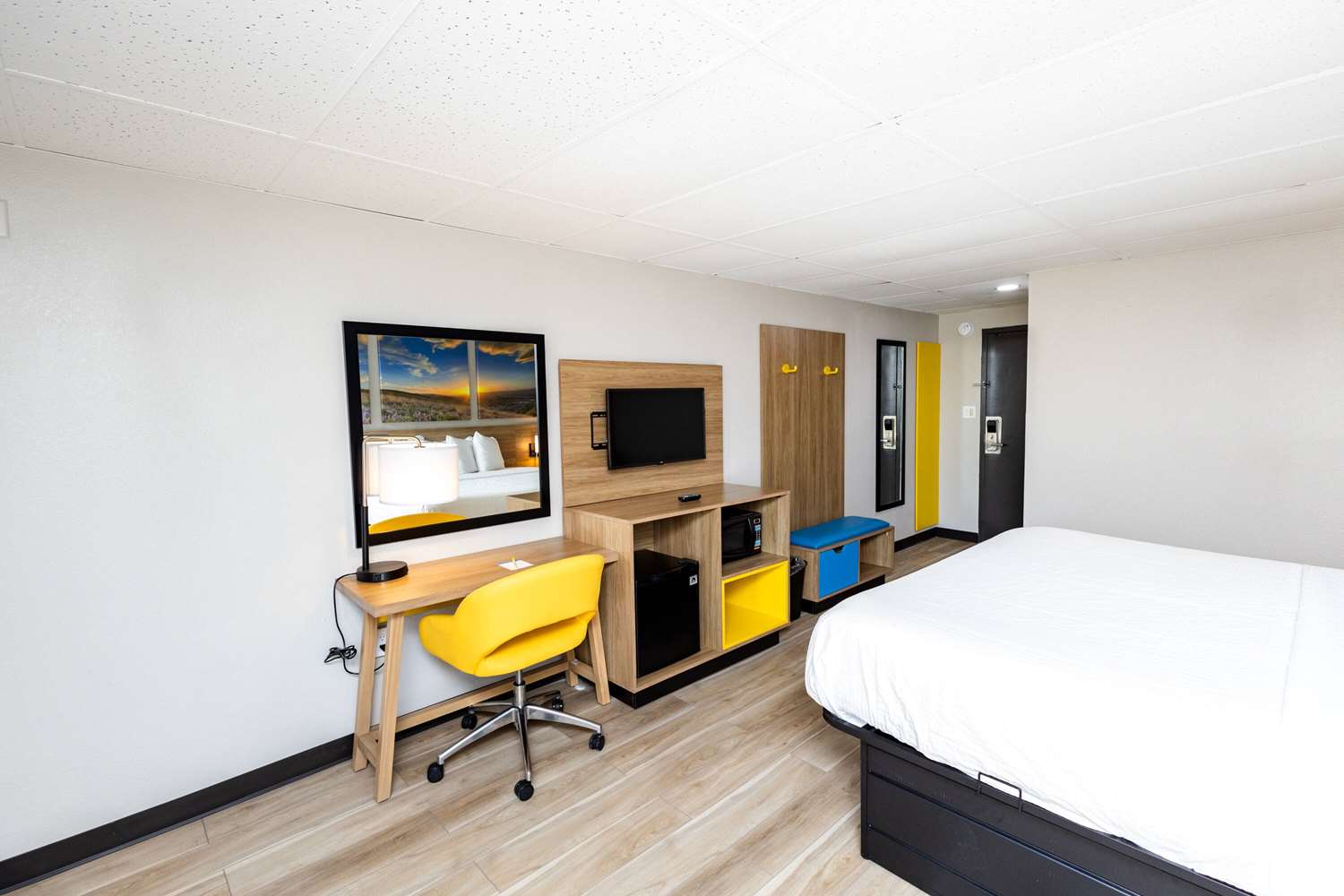 Days Inn By Wyndham Sharonville 8/38