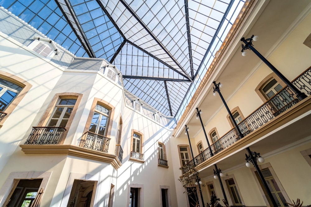 Gran Hotel Alameda 2/65