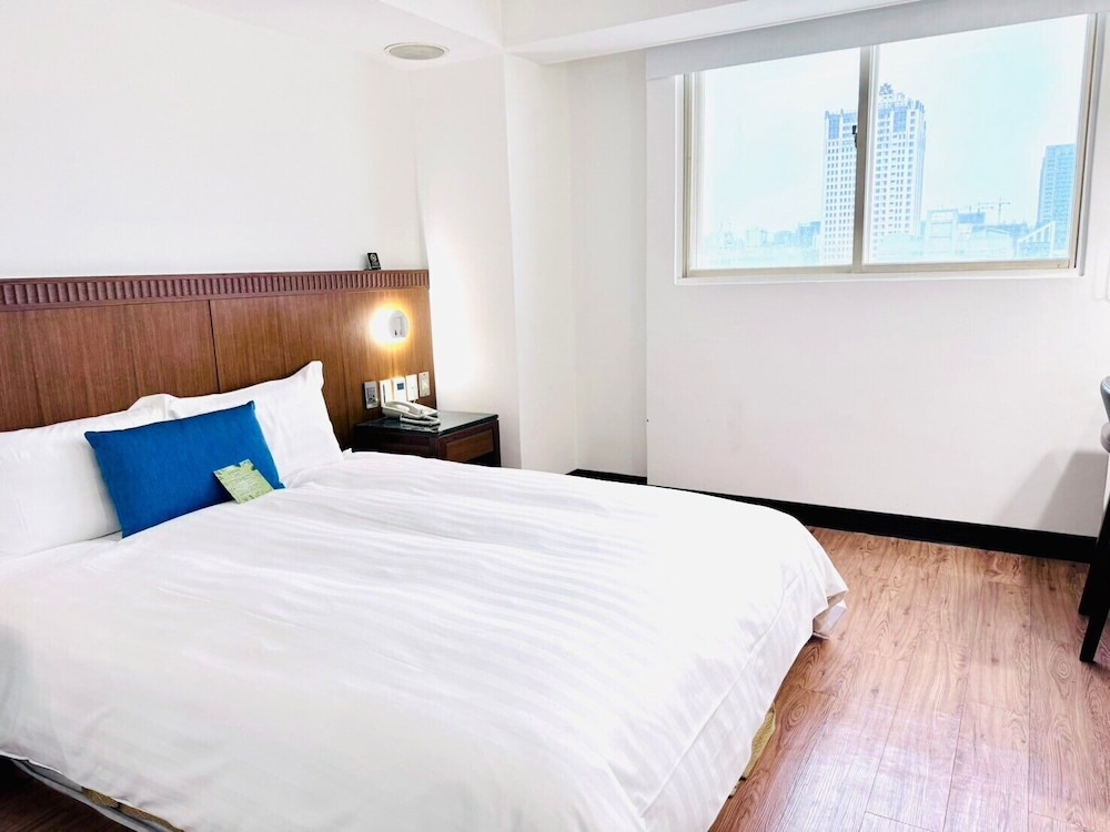 SUPERIOR, DOUBLE BED