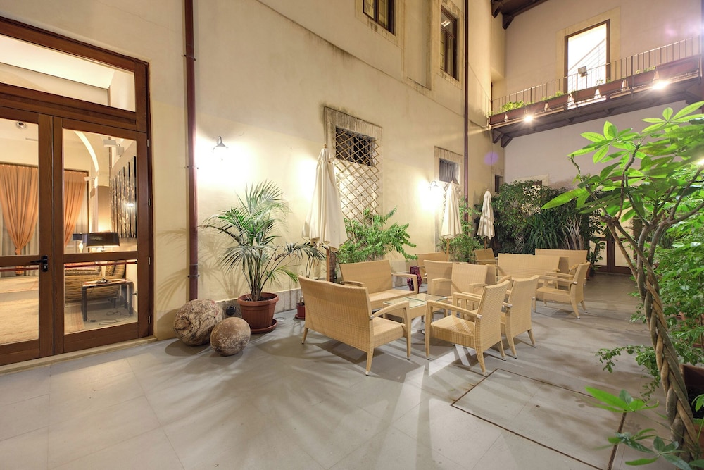 Grande Albergo Alfeo 42/60