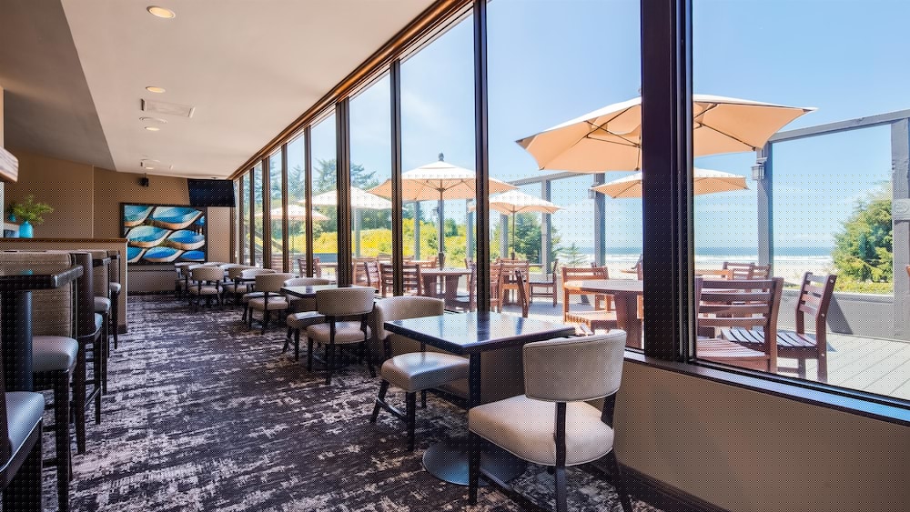 Best Western Plus Agate Beach Inn 31/46