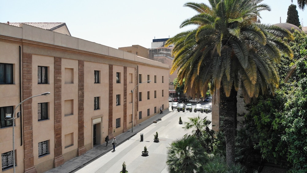 surroundings