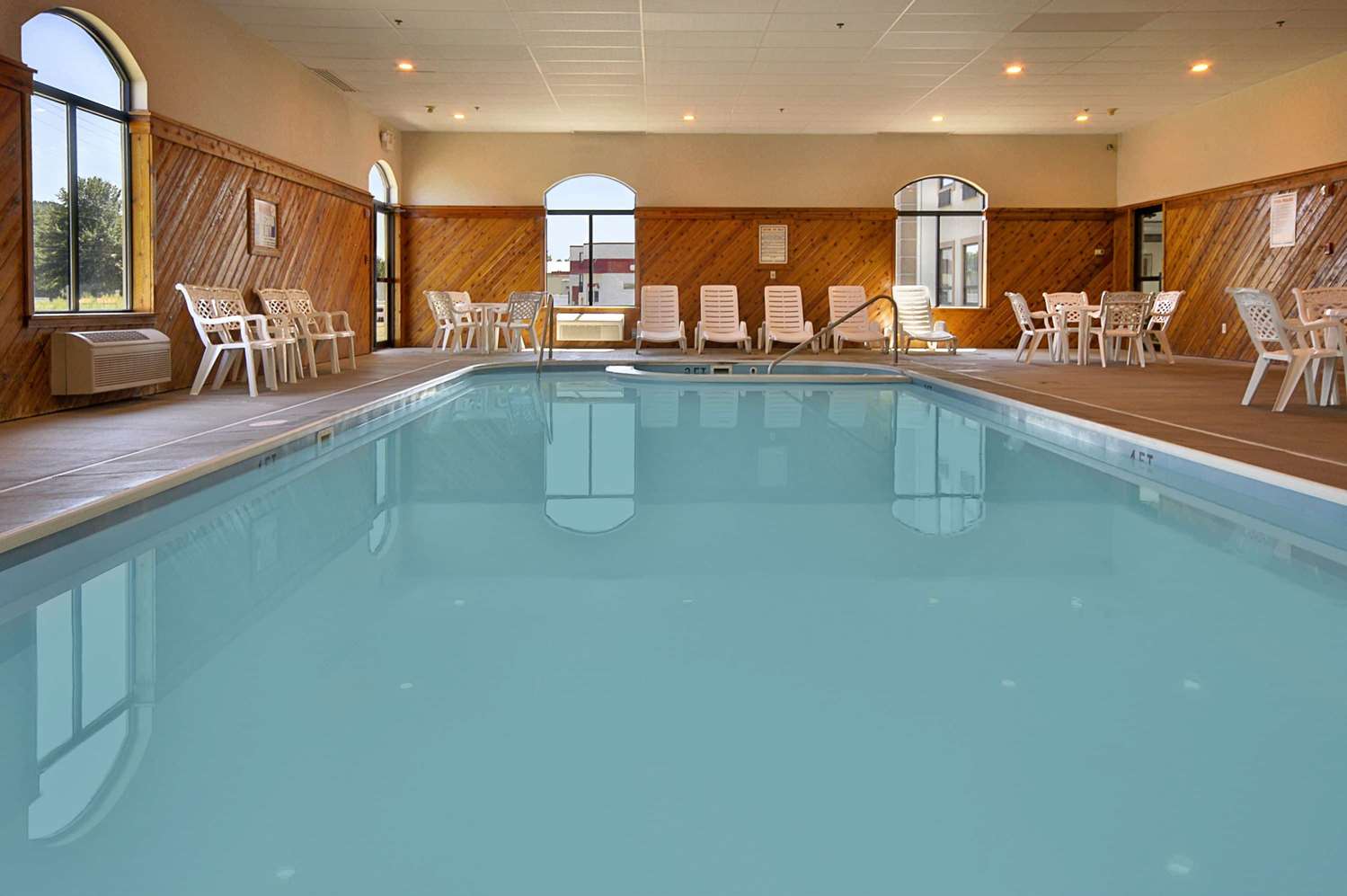 Ramada by Wyndham Strasburg Dover 14/31