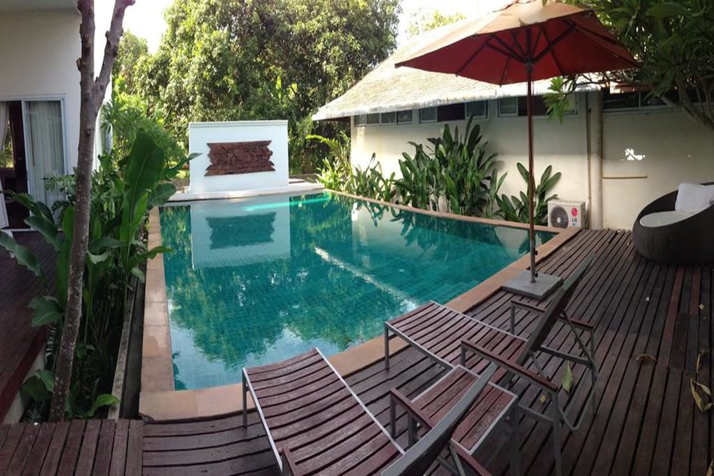 Nakara Residence 30/32
