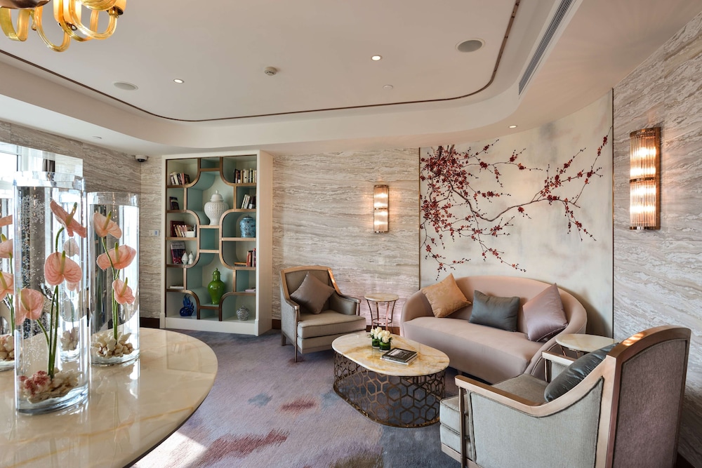 Radisson Collection Hotel Xin Guo Shanghai 33/48