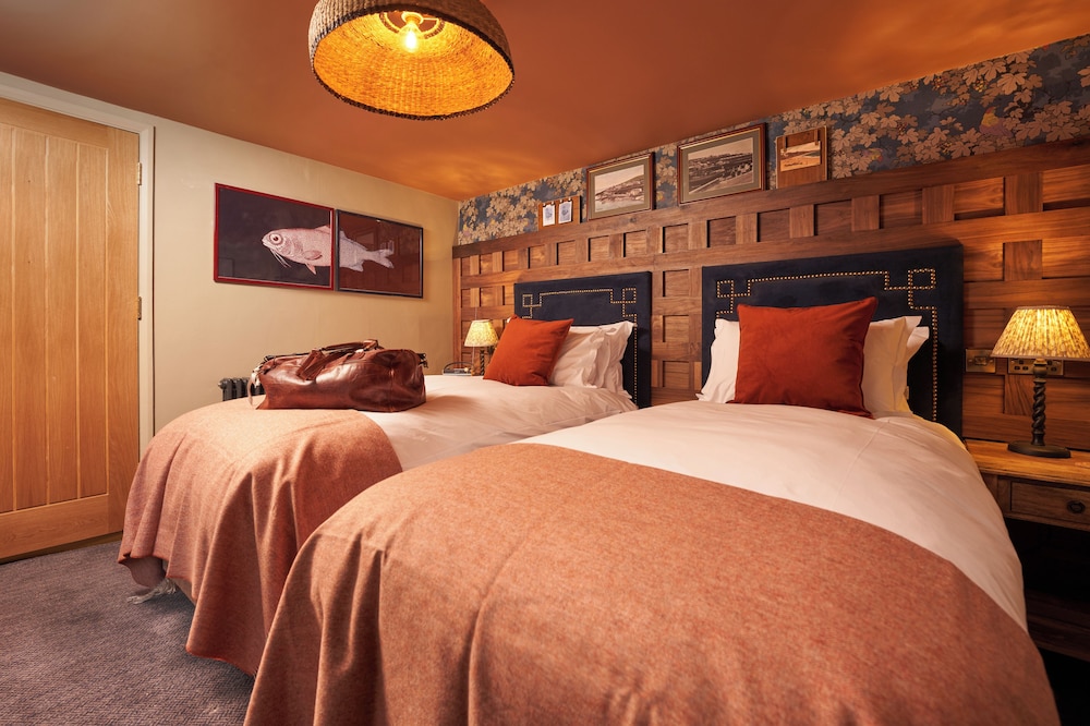 Harbour Inn 10/48