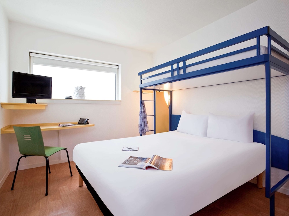 Ibis Budget Paris Porte De Montreuil 15/57