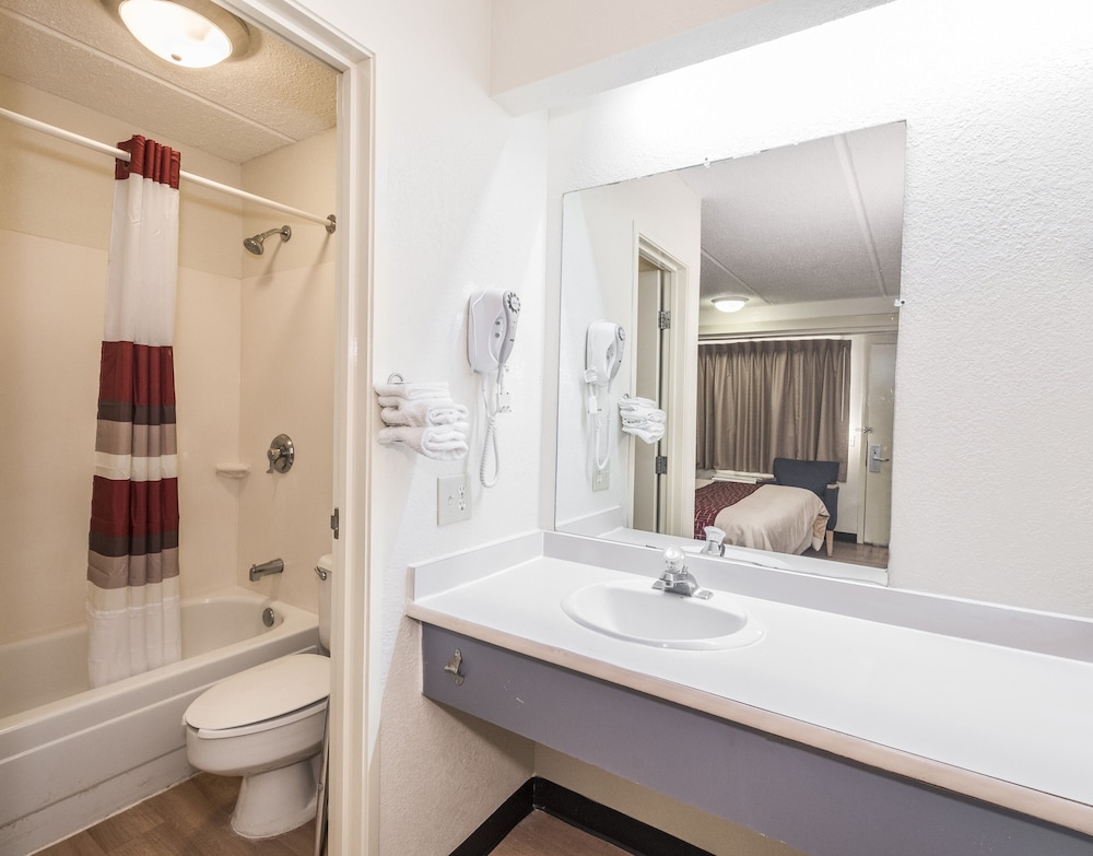 Red Roof Inn Atlanta - Norcross 12/22