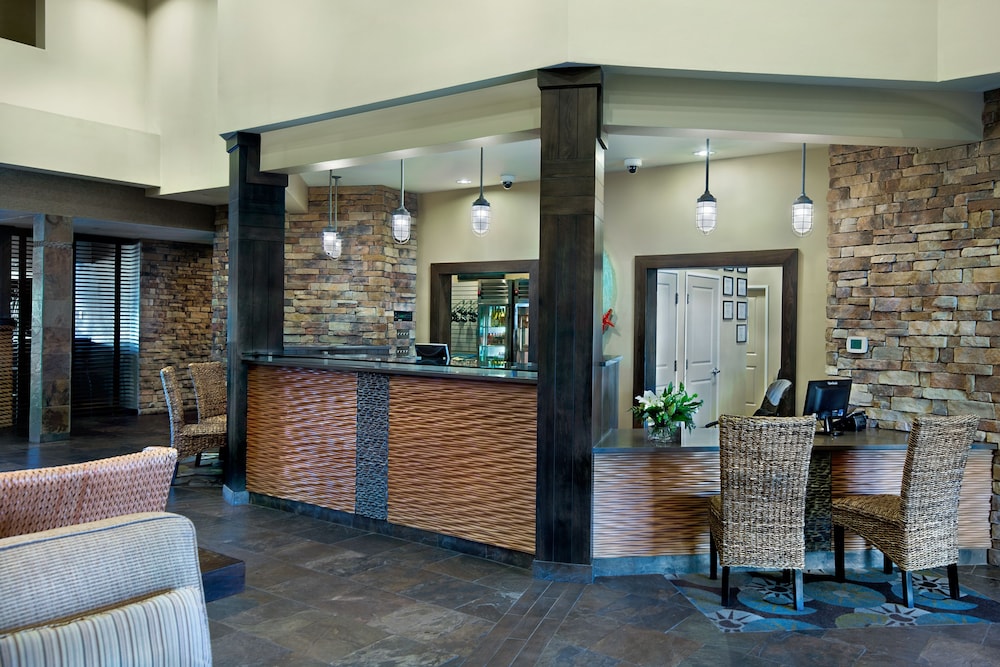 Oxford Suites Silverdale 7/59