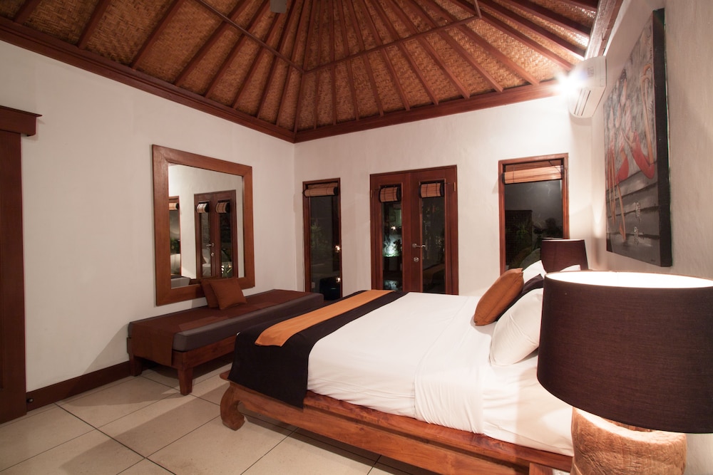 Villa Dewata Seminyak 19/50