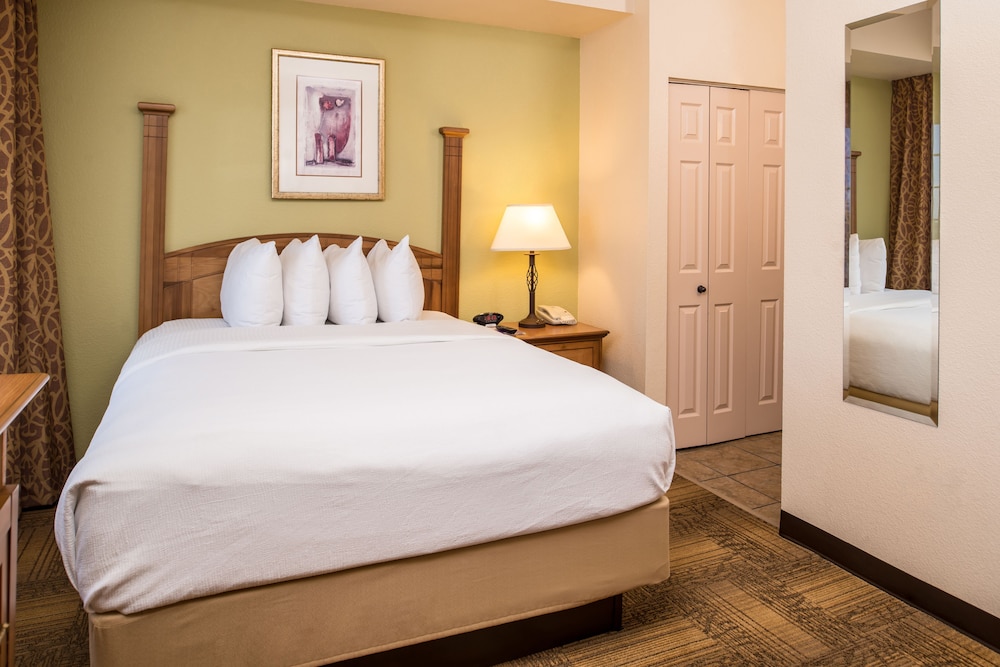 Staybridge Suites Las Cruces 13/72