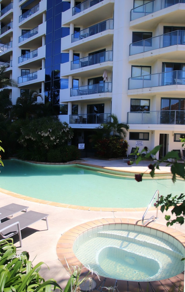 181 The Esplanade 60/68