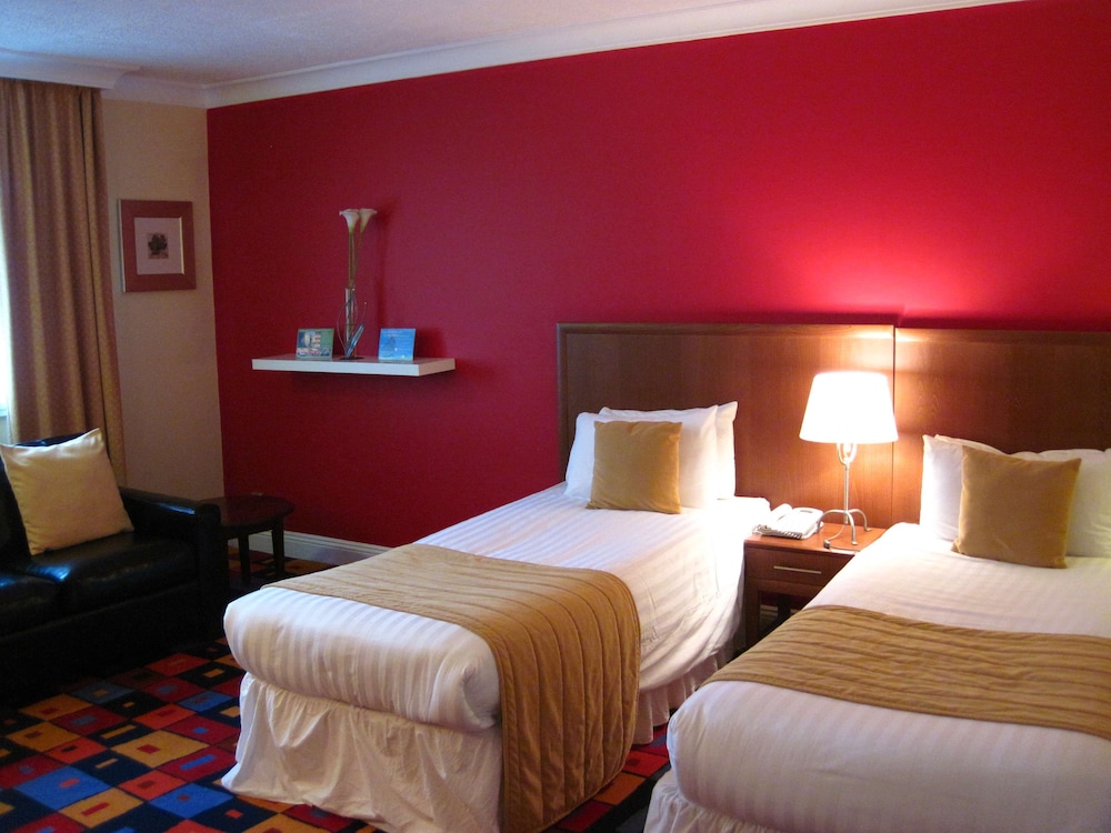 The Caledonian Hotel 15/62