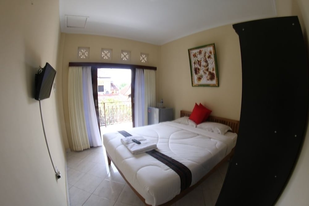 Sari Buana Bed Breakfast 22/62
