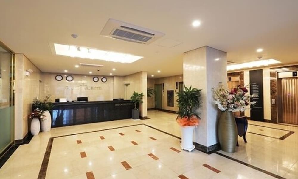 Hotel Golden Hill 4/65