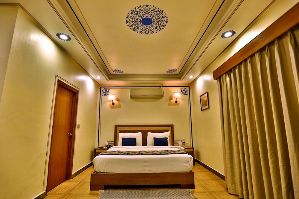 Regenta Resort Vanya Mahal 12/49