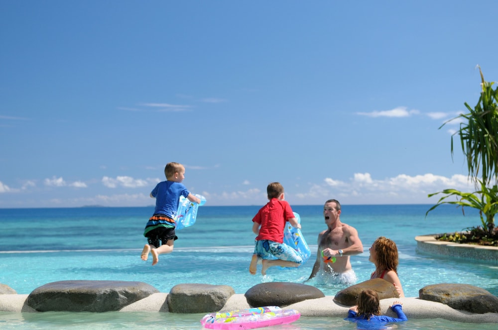 Nakelo Treasure Island Resort and Spa 35/46