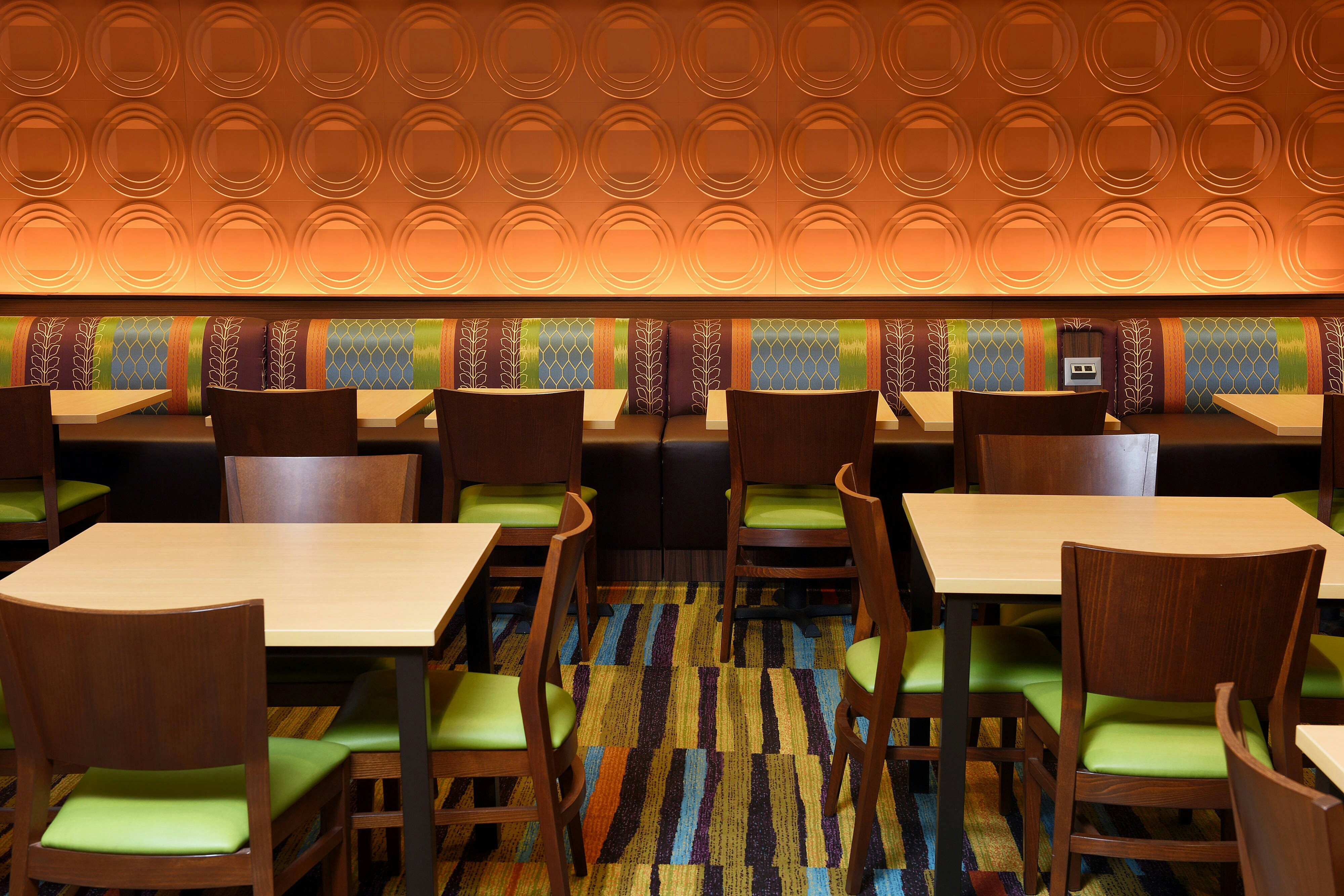 Fairfield Inn Suites Omaha West 37/52