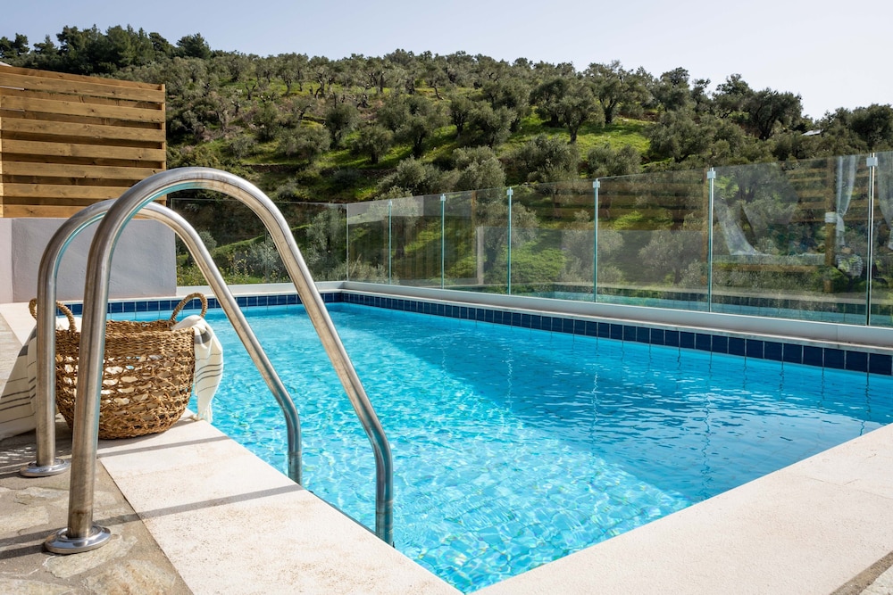 Skiathos Avaton Suites and Villas 45/66