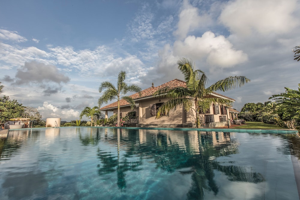 Villa Mayurana 42/47