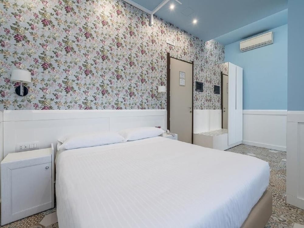 Hotel Palace 10/70