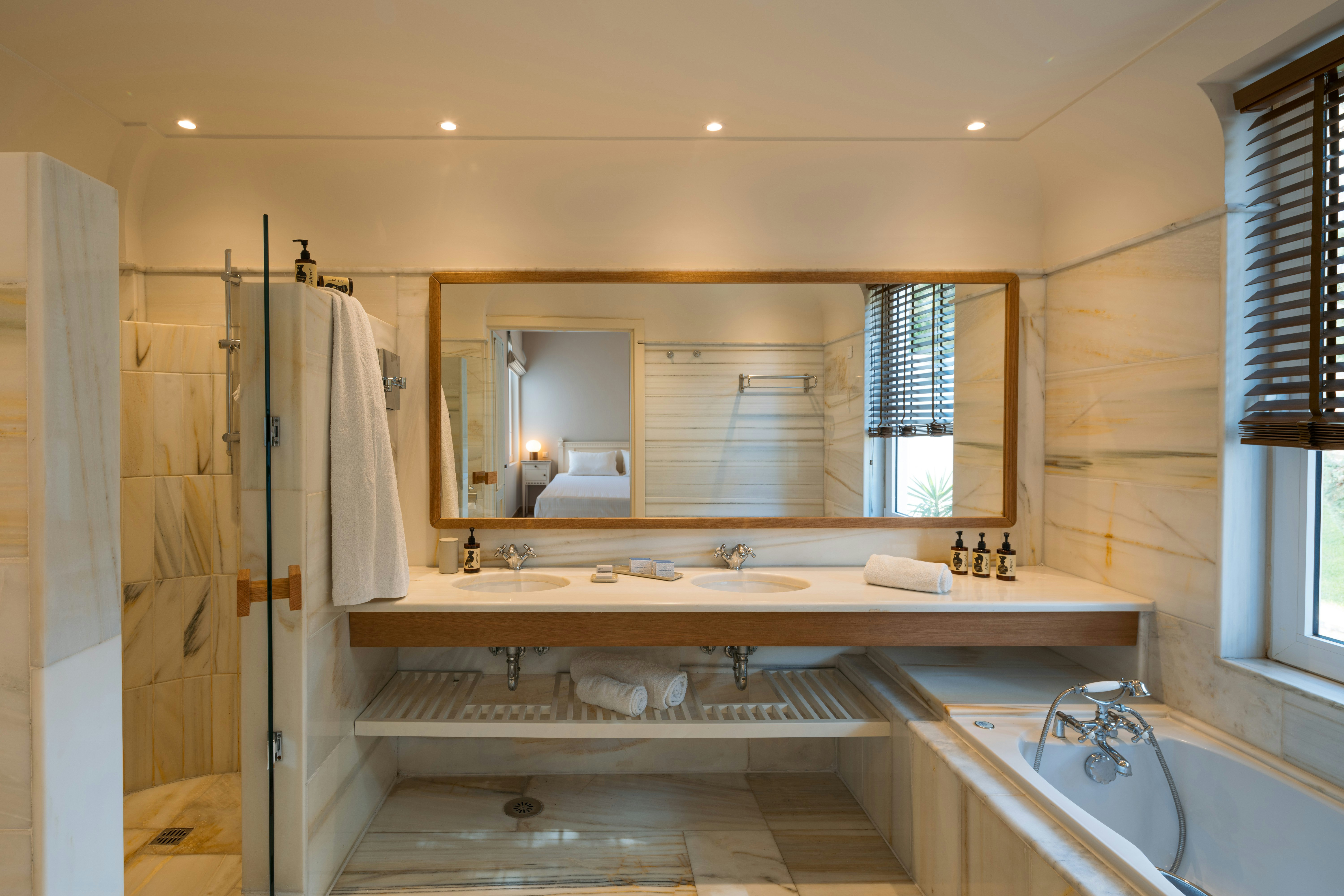 1 Bedroom, Senior, Deluxe, Suite