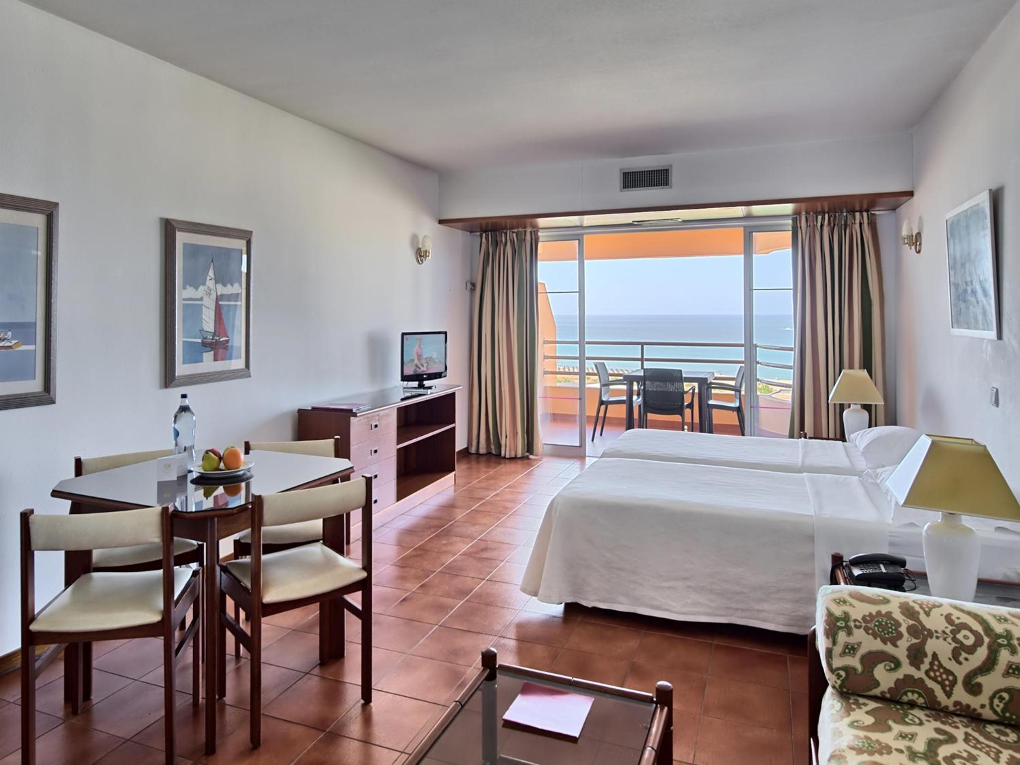 Studio, Twin Beds, Sea View