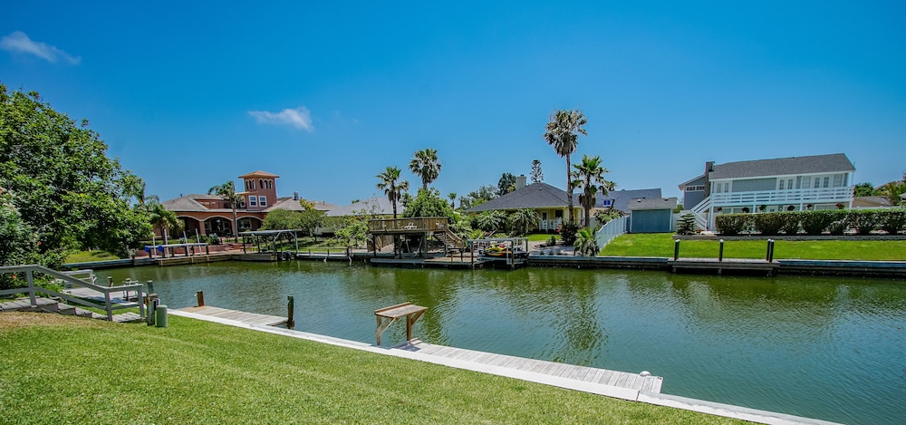Multi Resorts at Puente Vista 60/71