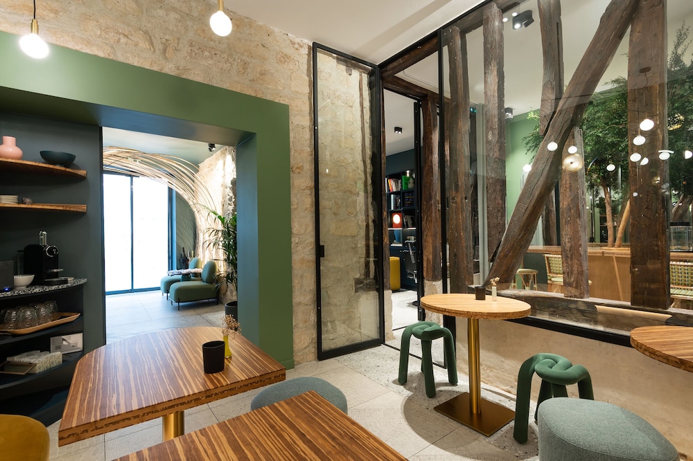 Hotel Amoi Paris 34/50