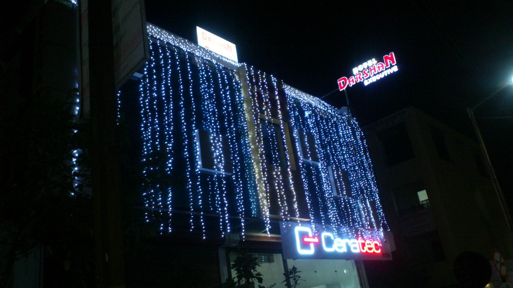 Hotel Darshan Executive 1/16